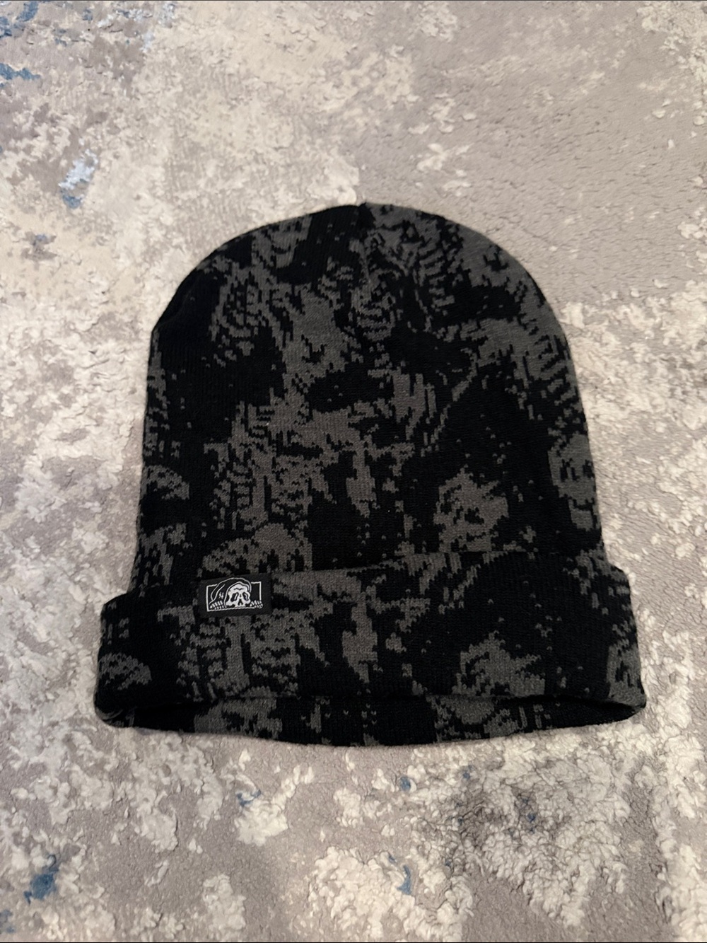 Men's Black & Gray Patterned Knit Beanie NEVER WORN